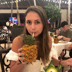 Meet your Posher, Julia